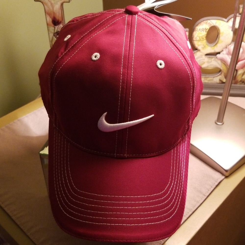 Athletic hat